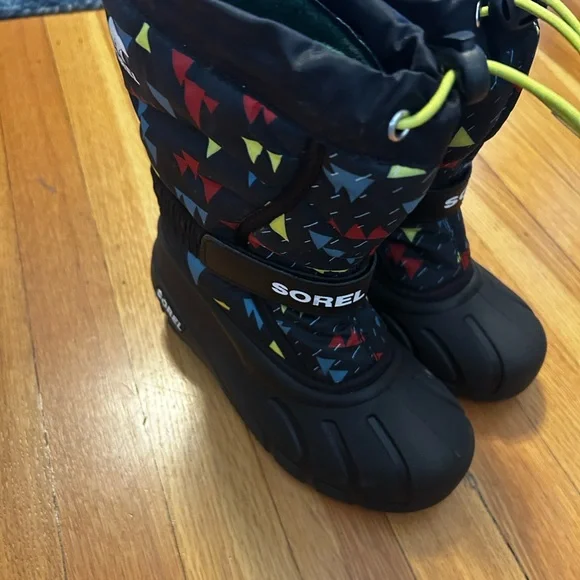 Sorel Kids' Black and Multicolor Snow Boots - Picture 1 of 6